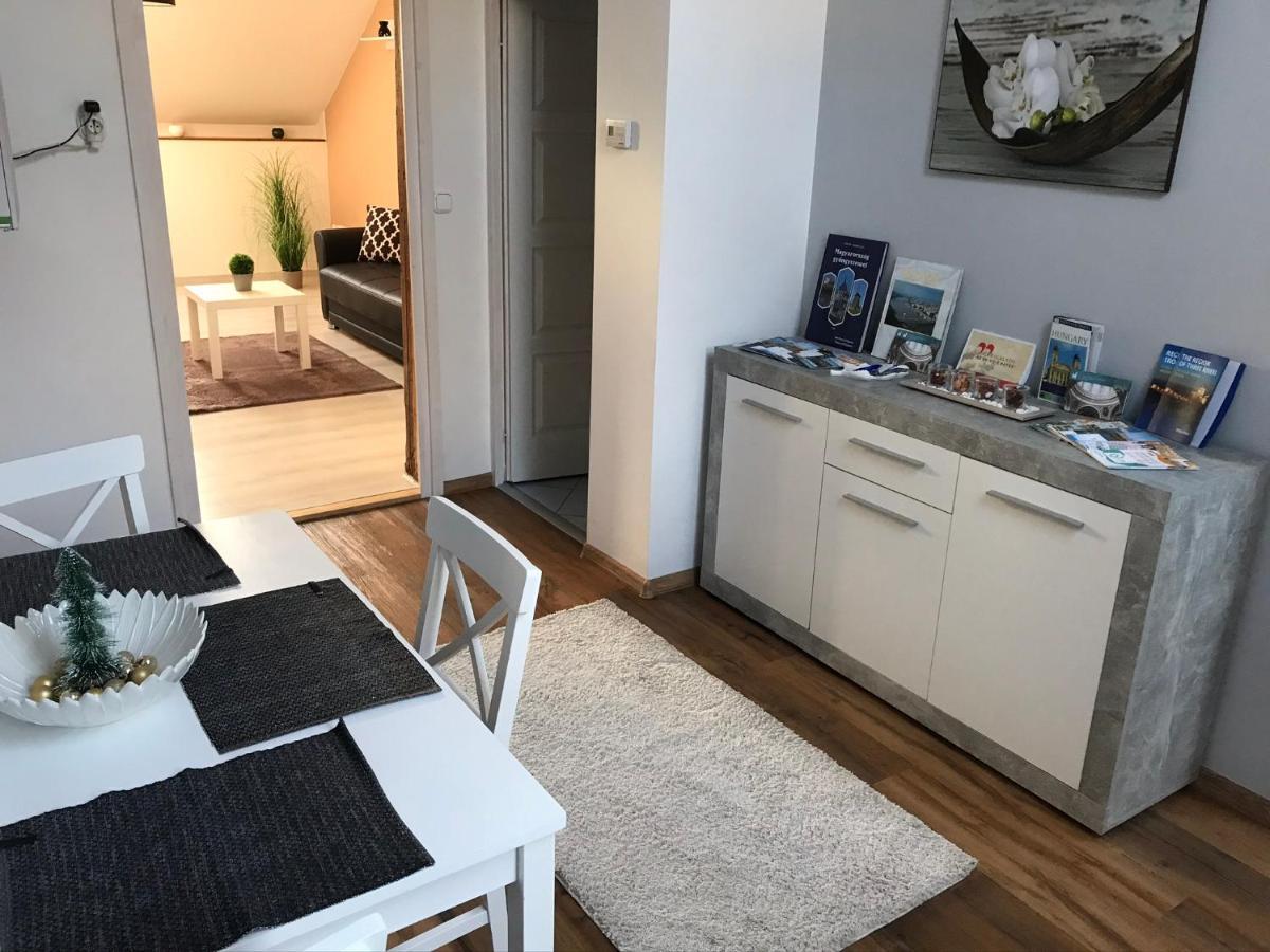 Esztergom Apartman Esterno foto