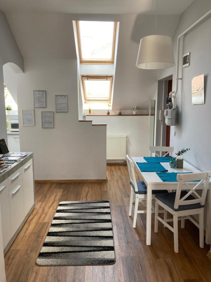 Esztergom Apartman Esterno foto