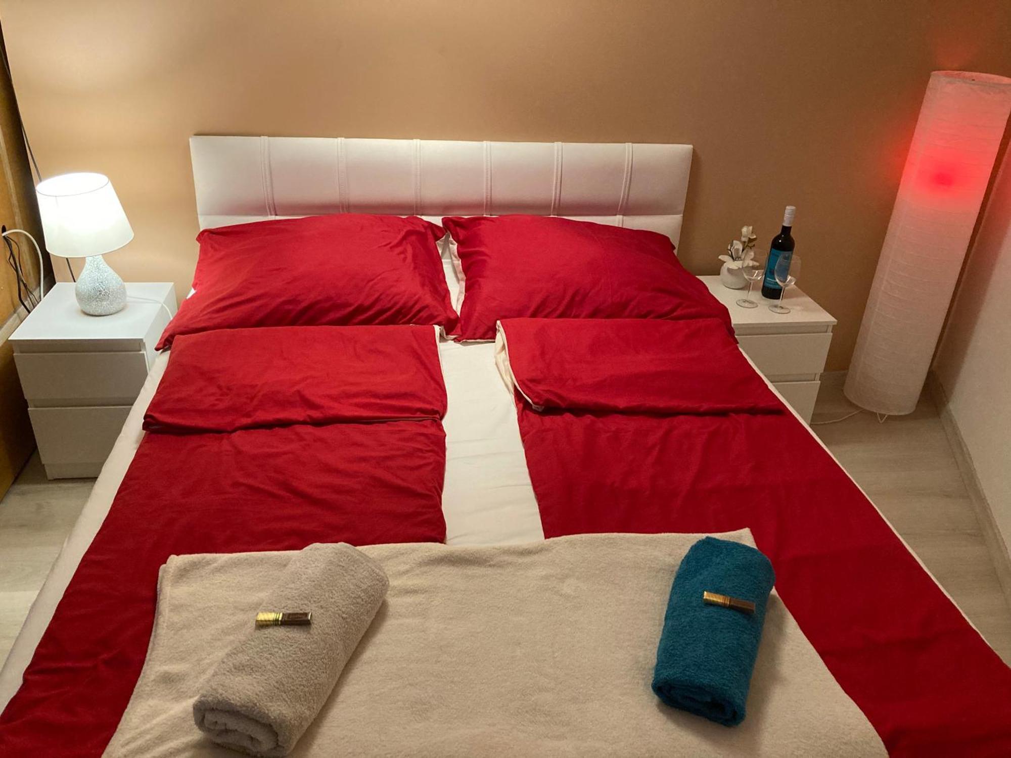Esztergom Apartman Esterno foto